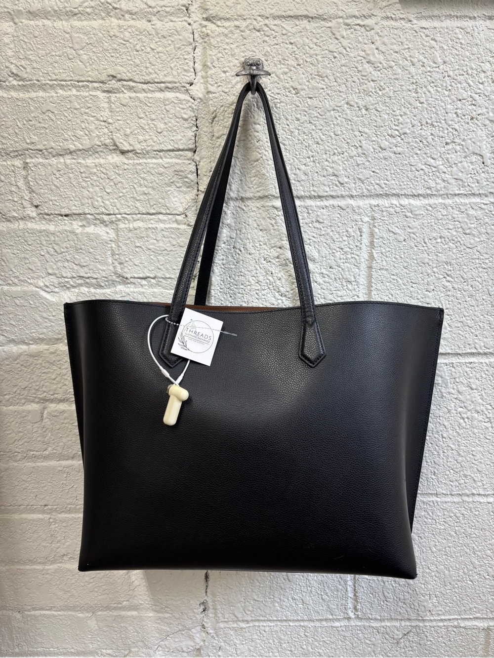 Quince Black Italian Leather Triple Compartment Shopper Tote - Picture 3 of 10